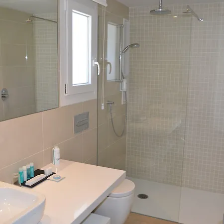 Hotel Seth 4*